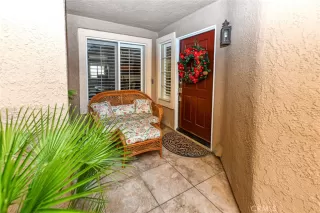 Photo #2: OC22257037 Listing