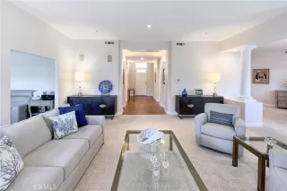 Photo #3: OC22257042 Listing