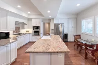 Photo #5: OC22257042 Listing