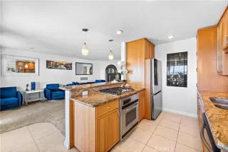 Photo #6: OC22257049 Listing 