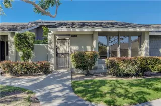 Photo #2: OC22257090 Listing