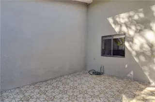 Photo #3: OC22257090 Listing