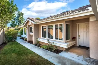 Photo #2: OC22257180 Listing 