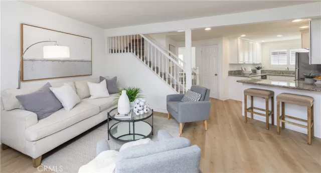 MLS: OC22257202 Condo For Sale