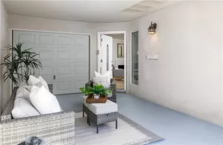 Photo #2: OC22257202 Listing