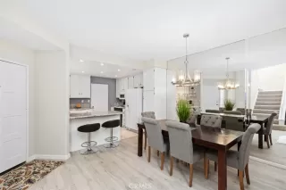 Photo #2: OC22257298 Listing 