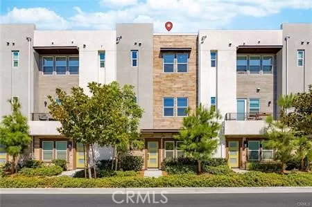 MLS: OC22257430 Condo For Sale