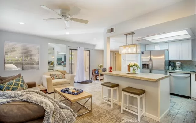 MLS: OC22257460 Condo For Sale