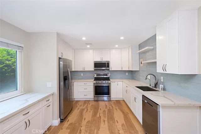 MLS: OC22257898 Condo For Sale