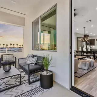 Photo #2: OC22257984 Listing 