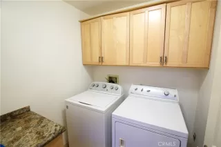 Photo #5: OC22258046 Listing