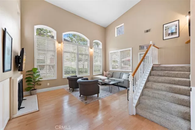 MLS: OC22258266 Condo For Sale