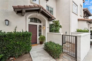 Photo #2: OC22258266 Listing 