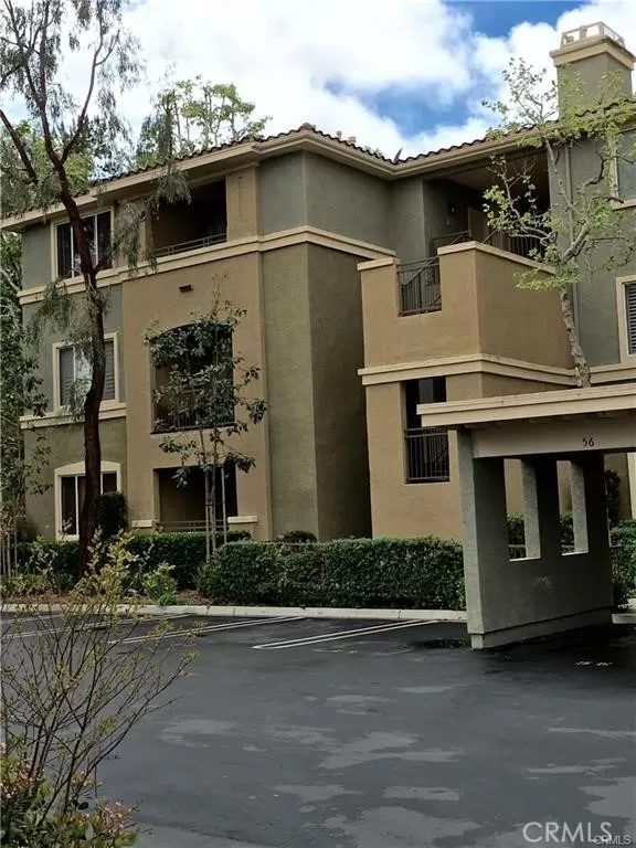 MLS: OC22258702 Condo For Sale