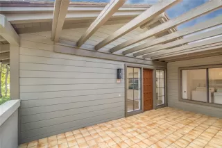 Photo #5: OC22258779 Listing