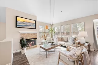 Photo #1: OC22258981 Listing 