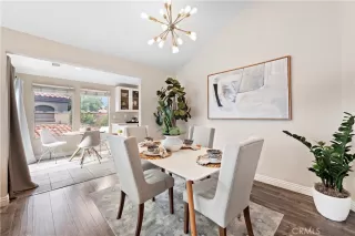 Photo #6: OC22258981 Listing 