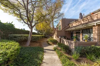 Photo #2: OC22259019 Listing 