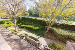 Photo #4: OC22259019 Listing 