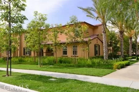 MLS: OC22259816 Condo For Sale