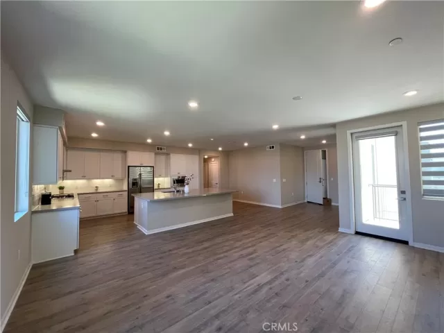 MLS: OC22260370 Condo For Sale