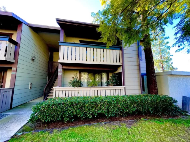 MLS: OC22260610 Condo For Sale