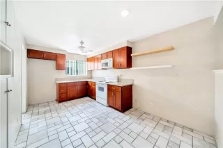 Photo #6: OC22260626 Listing 