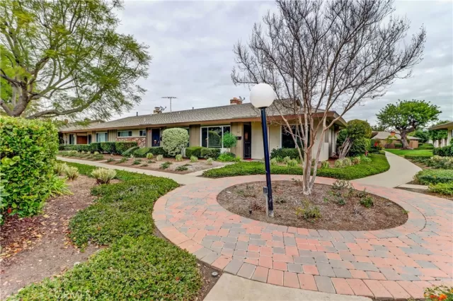 MLS: OC22260810 Condo For Sale