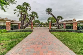 Photo #2: OC22260810 Listing 