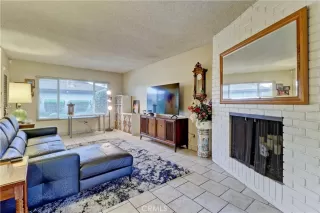 Photo #4: OC22260810 Listing 