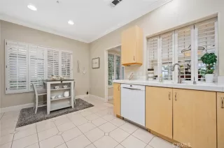 Photo #6: OC22261342 Listing