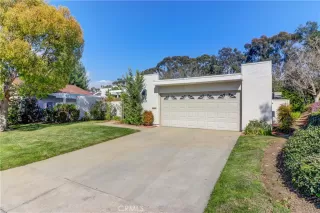 Photo #2: OC22261356 Listing