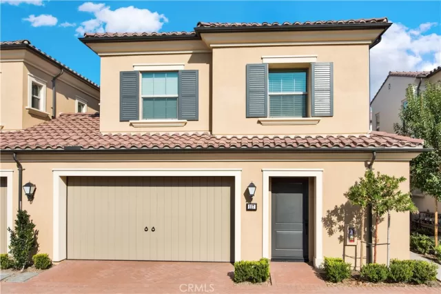 MLS: OC23000116 Condo For Sale