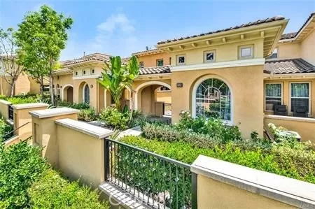 MLS: OC23000131 Condo For Sale