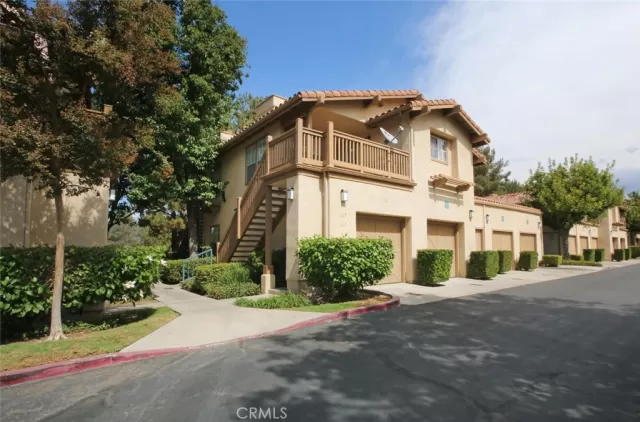 MLS: OC23000352 Condo For Sale