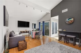 Photo #3: OC23001045 Listing