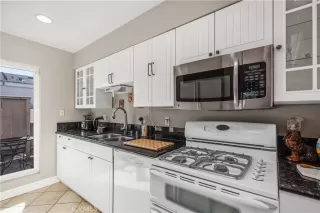 Photo #4: OC23001045 Listing