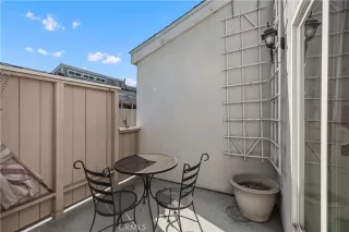 Photo #6: OC23001045 Listing