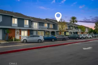 Photo #2: OC23001087 Listing