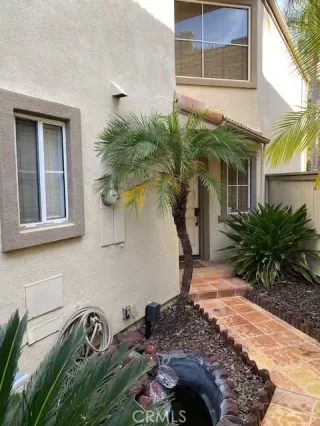 Photo #3: OC23001294 Listing 