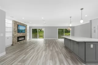 Photo #4: OC23001421 Listing