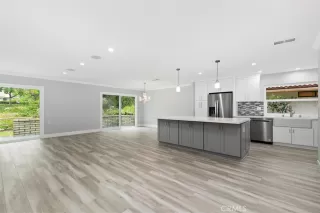 Photo #5: OC23001421 Listing