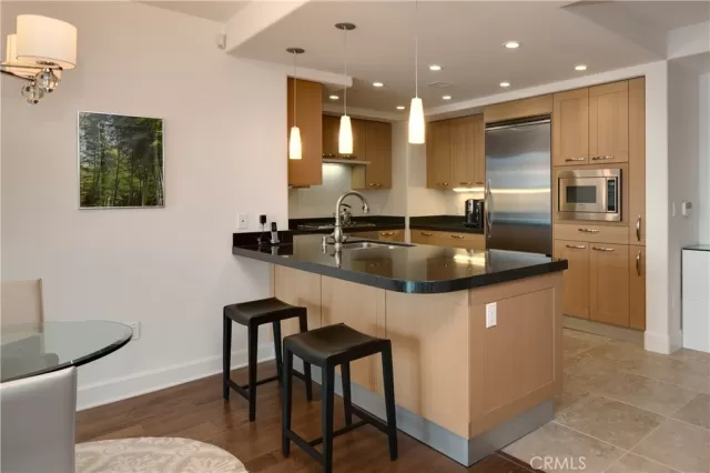 MLS: OC23001474 Condo For Sale