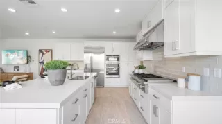 Photo #3: OC23001584 Listing 