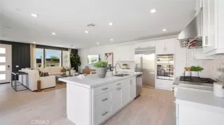 Photo #5: OC23001584 Listing 