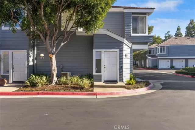 MLS: OC23001730 Condo For Sale