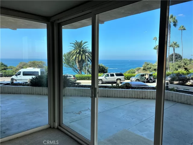 MLS: OC23001794 Condo For Sale