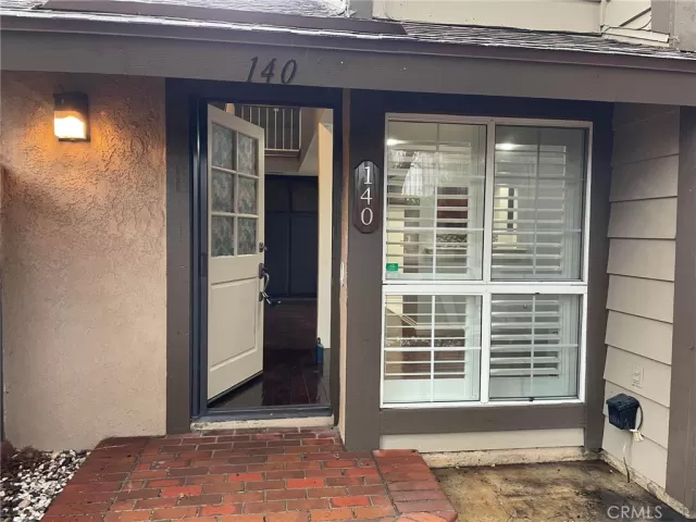 MLS: OC23001954 Condo For Sale