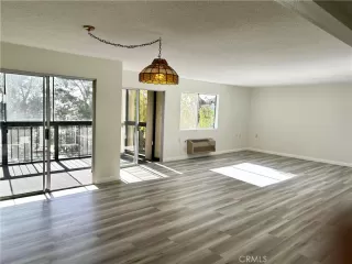 Photo #1: OC23002014 Listing