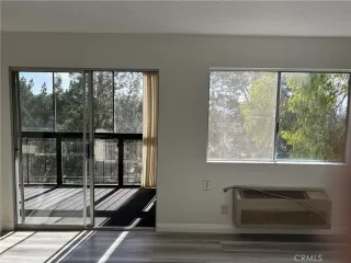 Photo #5: OC23002014 Listing